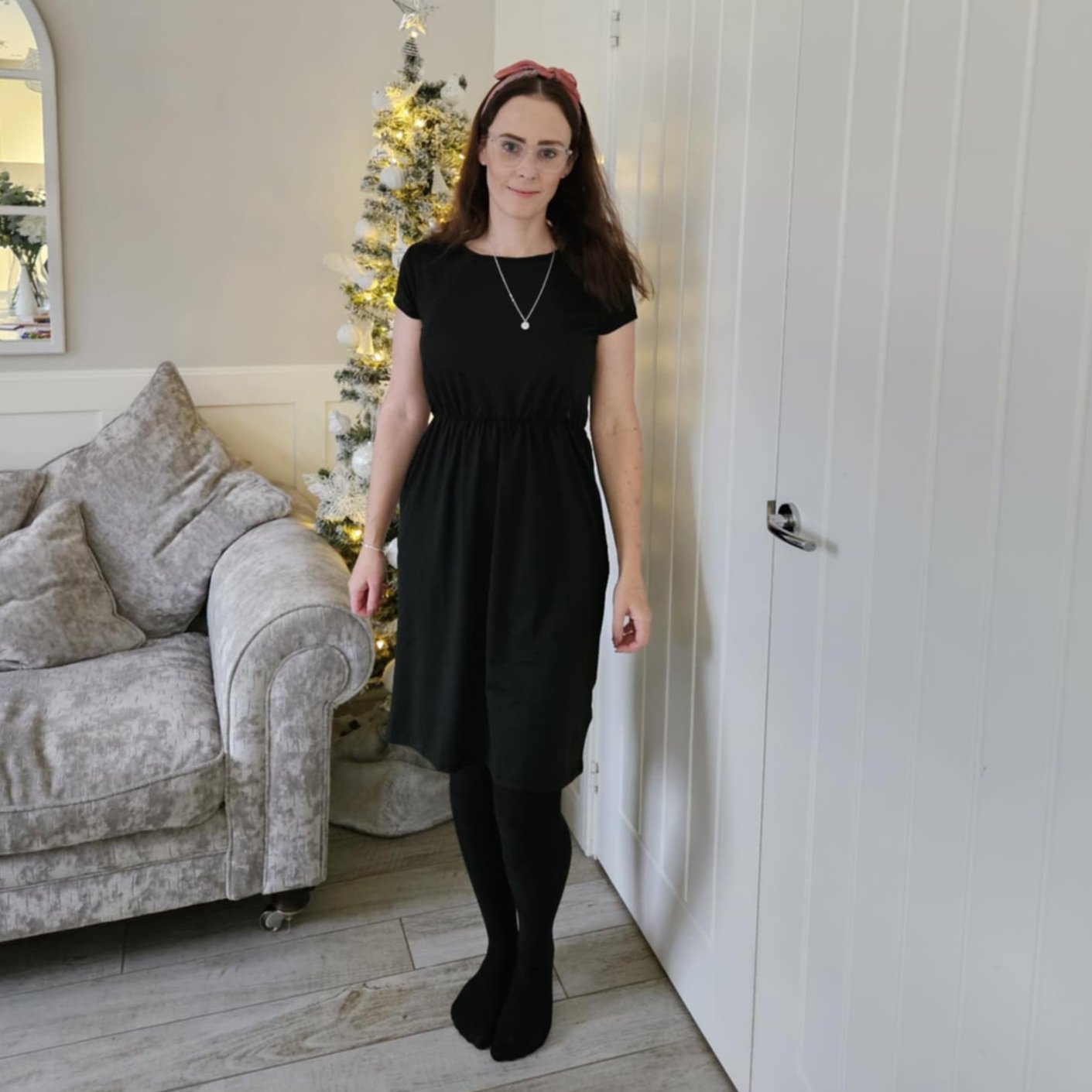 Classic Black Zip Breastfeeding Dress - Stylish Mum