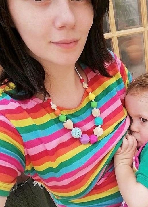 Rachael Rainbow Breastfeeding T-shirt - Stylish Mum